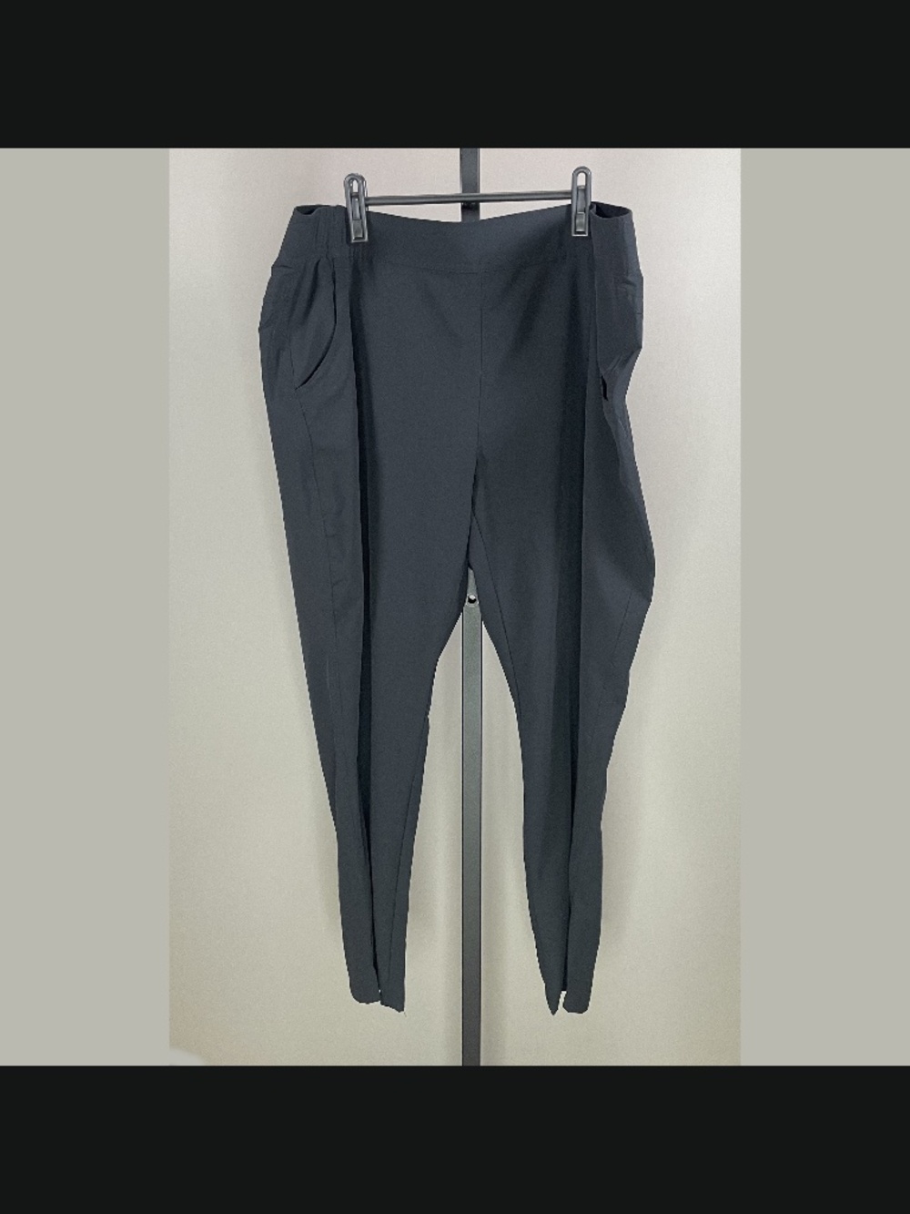 NEW Eddie Bauer Pants Womens XL black straight leg pull on outdoor casual